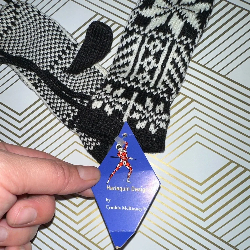 Vintage Harlequin Design by Cynthia McKinney kids mittens age 1-2